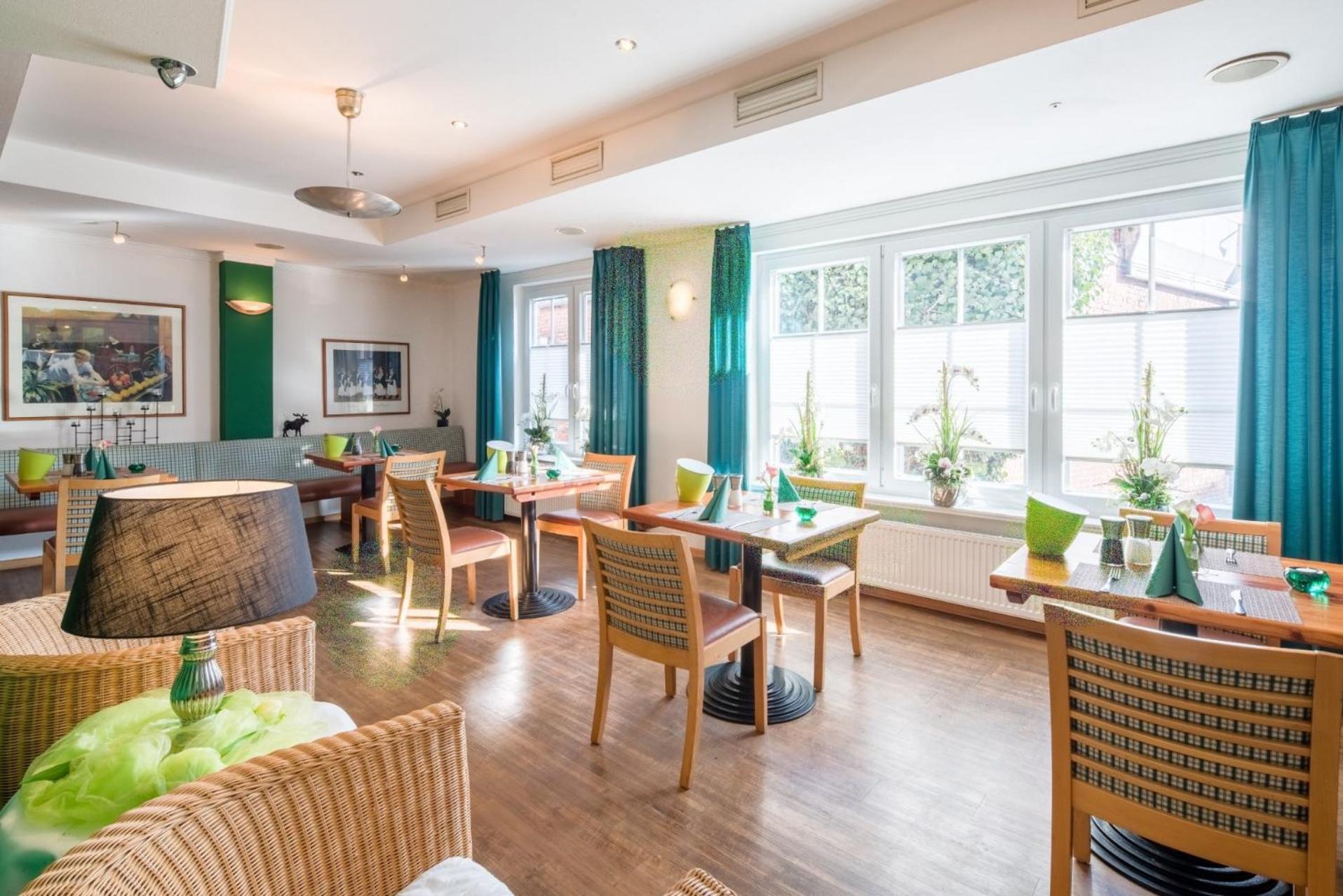 Hotel Zur Post - Economy Rooms Garrel Ngoại thất bức ảnh
